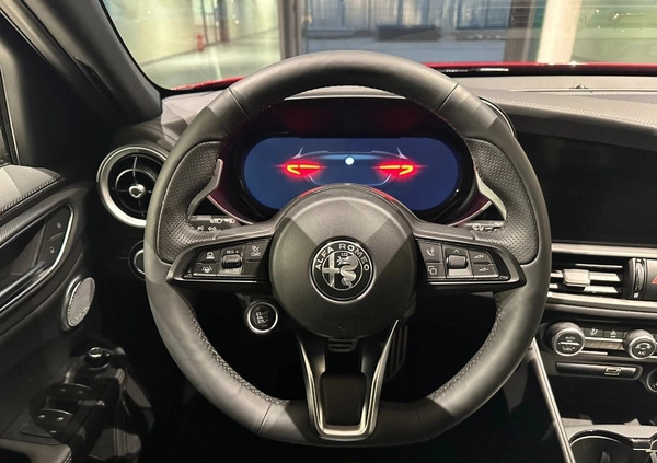 Alfa Romeo Giulia cena 239900 przebieg: 1, rok produkcji 2023 z Gryfów Śląski małe 191